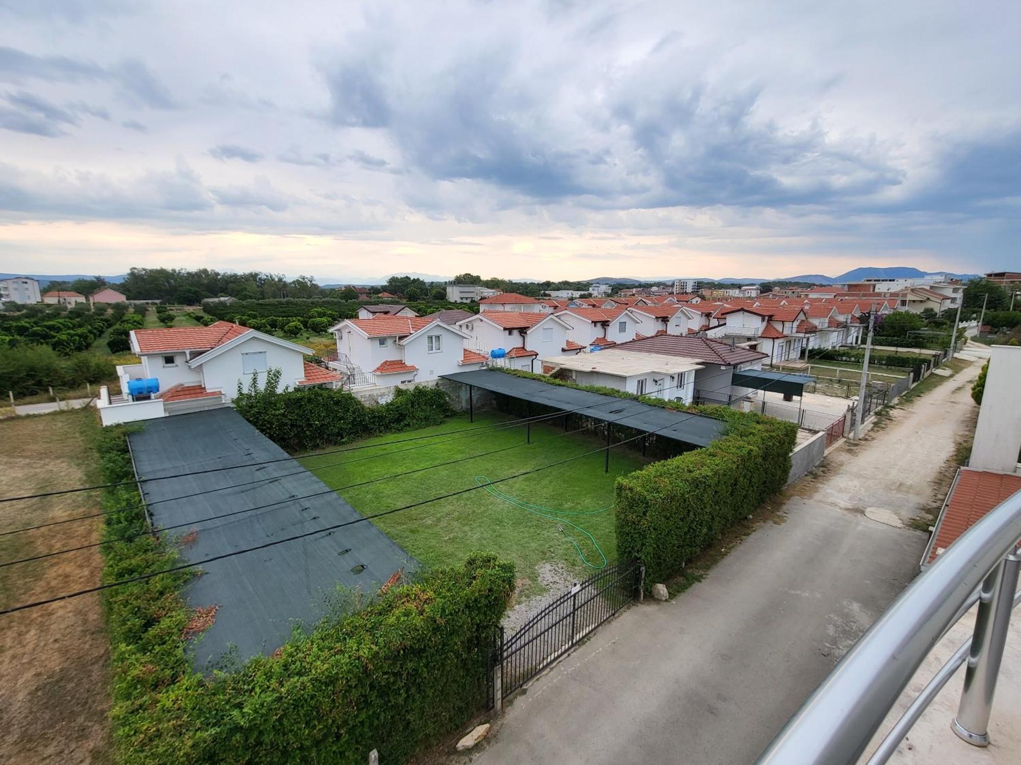 Apartmani Vila Milaris Ulcinj Exterior foto